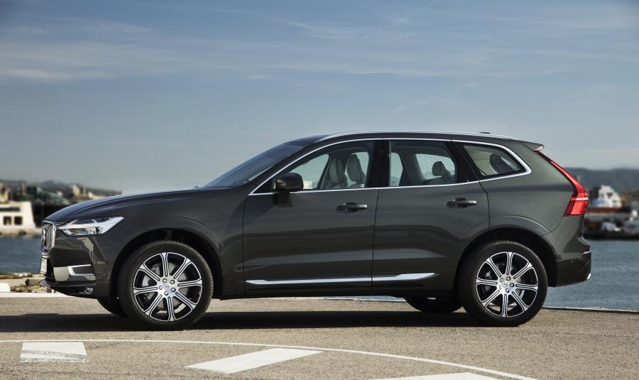  Volvo XC60 D5 Inscription 2017 года  (WW) (фото 19 из 42)